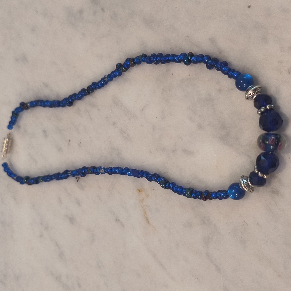 Bundle Of Handcrafted Necklaces - Picture 2 of 7